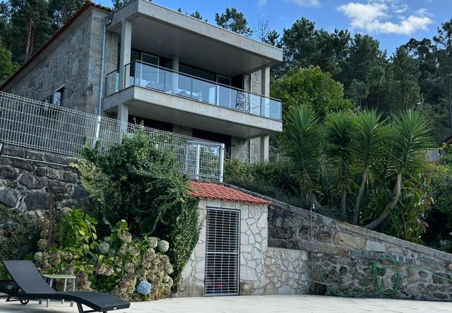 Villa in Amares - Fontainha House & Spa - Turismo Rural de Charme Villa in Amares - Fontainha House & Spa - Turismo Rural de Charme