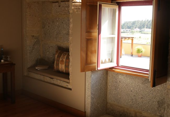 Rent by room in Amares - Quarto Duplo Clássico - Casa Lata Rent by room in Amares - Quarto Duplo Clássico - Casa Lata