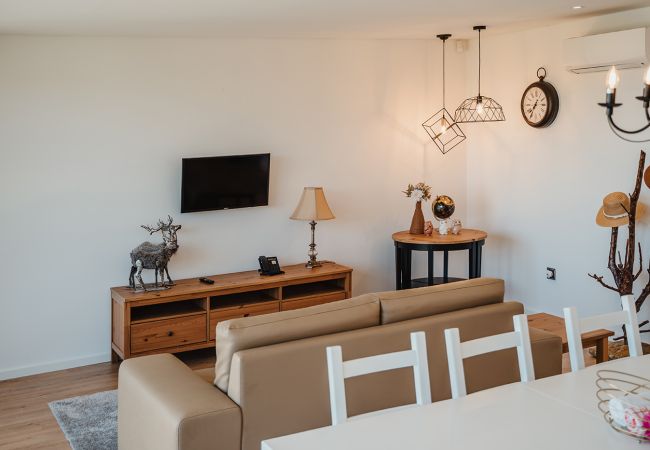 House in Vieira do Minho - Encosta de Louredo - Inverno by Pousadela Village House in Vieira do Minho - Encosta de Louredo - Inverno by Pousadela Village