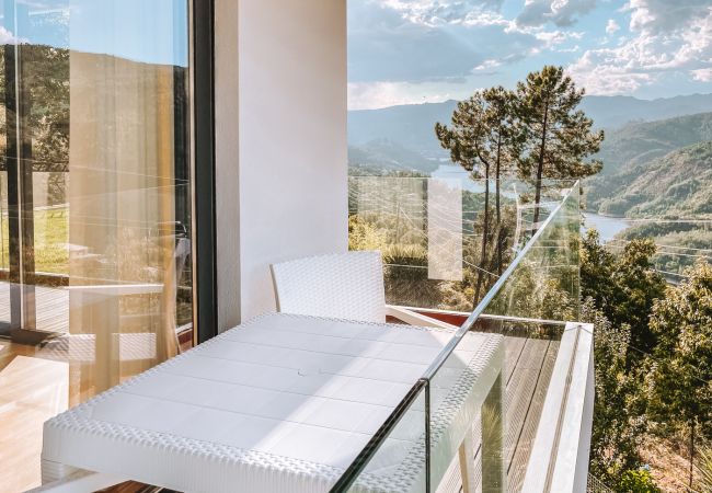 House in Vieira do Minho - Encosta de Louredo - Oceânia by Pousadela Village House in Vieira do Minho - Encosta de Louredo - Oceânia by Pousadela Village