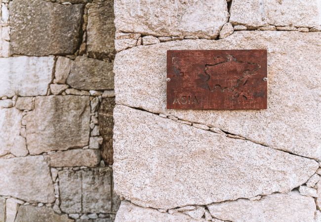 House in Vieira do Minho - Encosta de Louredo - Ásia by Pousadela Village House in Vieira do Minho - Encosta de Louredo - Ásia by Pousadela Village