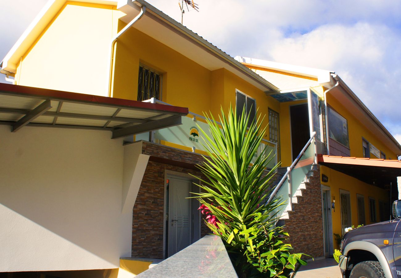 Rent by room in Gerês - Quarto Lagoa s/ varanda - Pôr do Sol