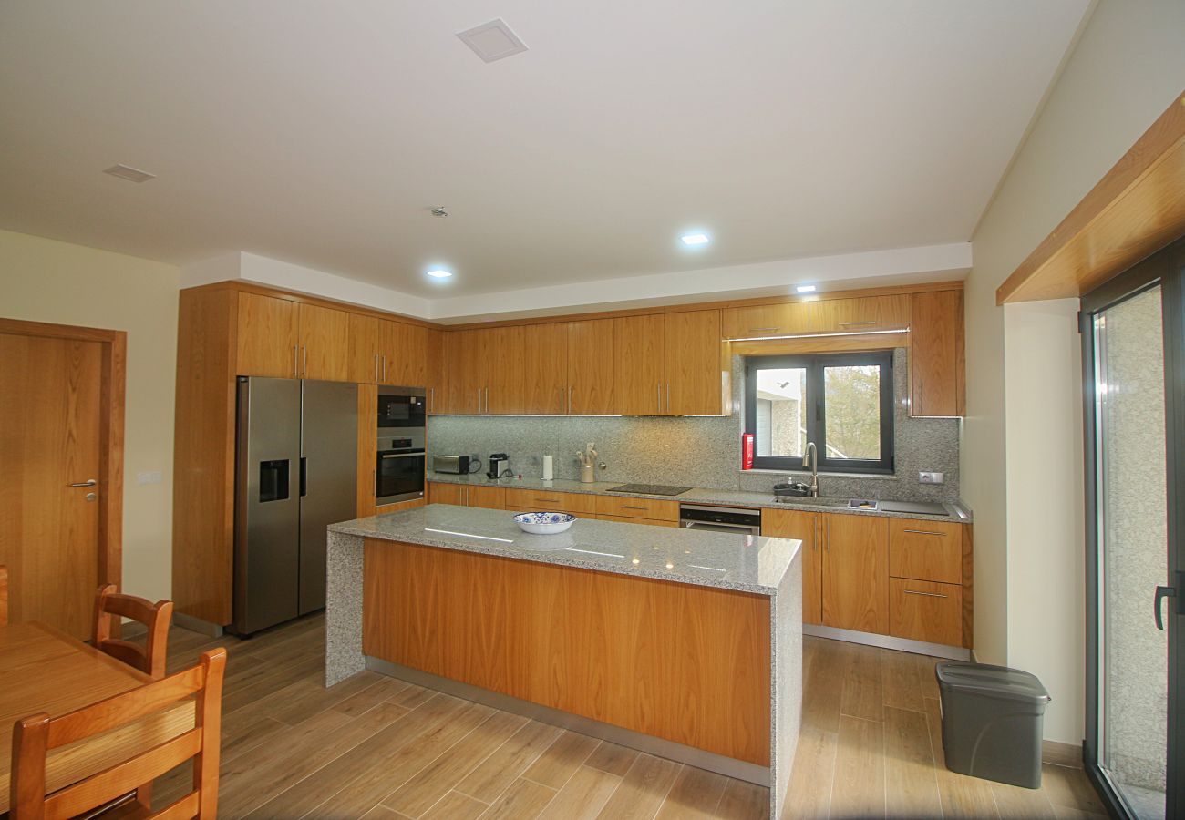 Cottage in Gerês - Villa Bela Vista (RC) By Gerês Casas