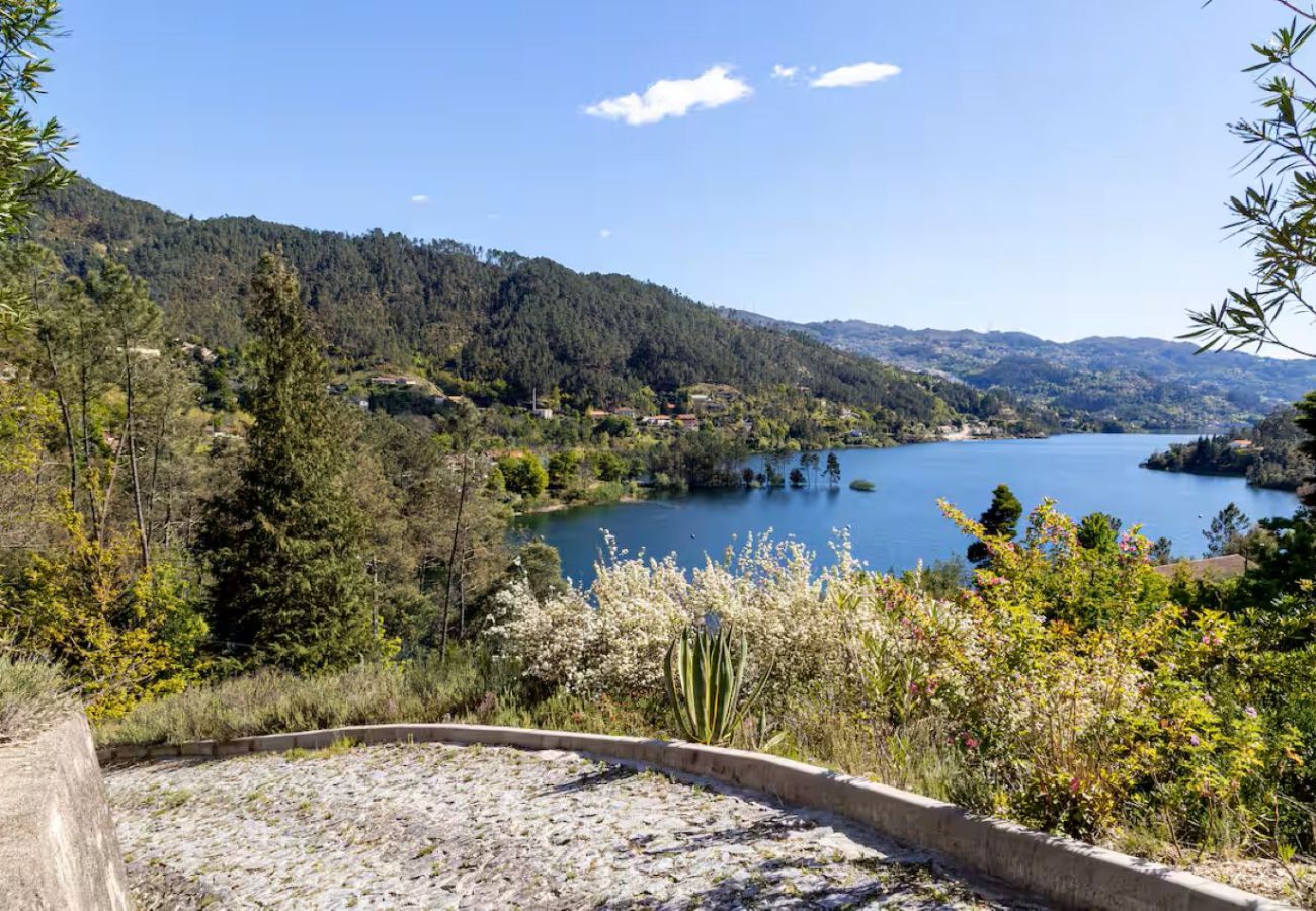 Cottage in Gerês - Gerês Mountain Lake Views by Gerês Casas