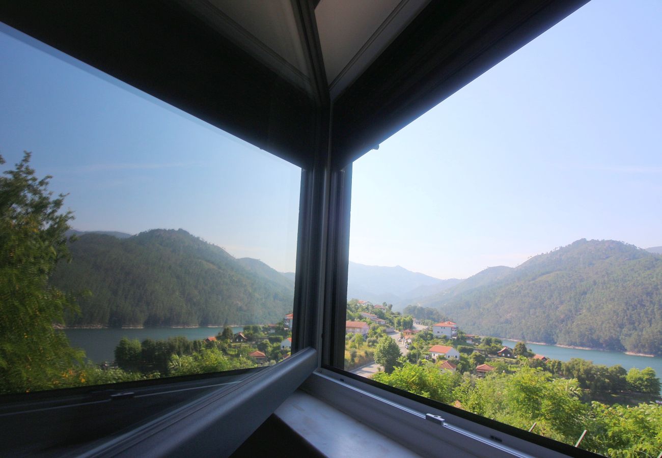 Farm stay in Gerês - Casa da Cruz