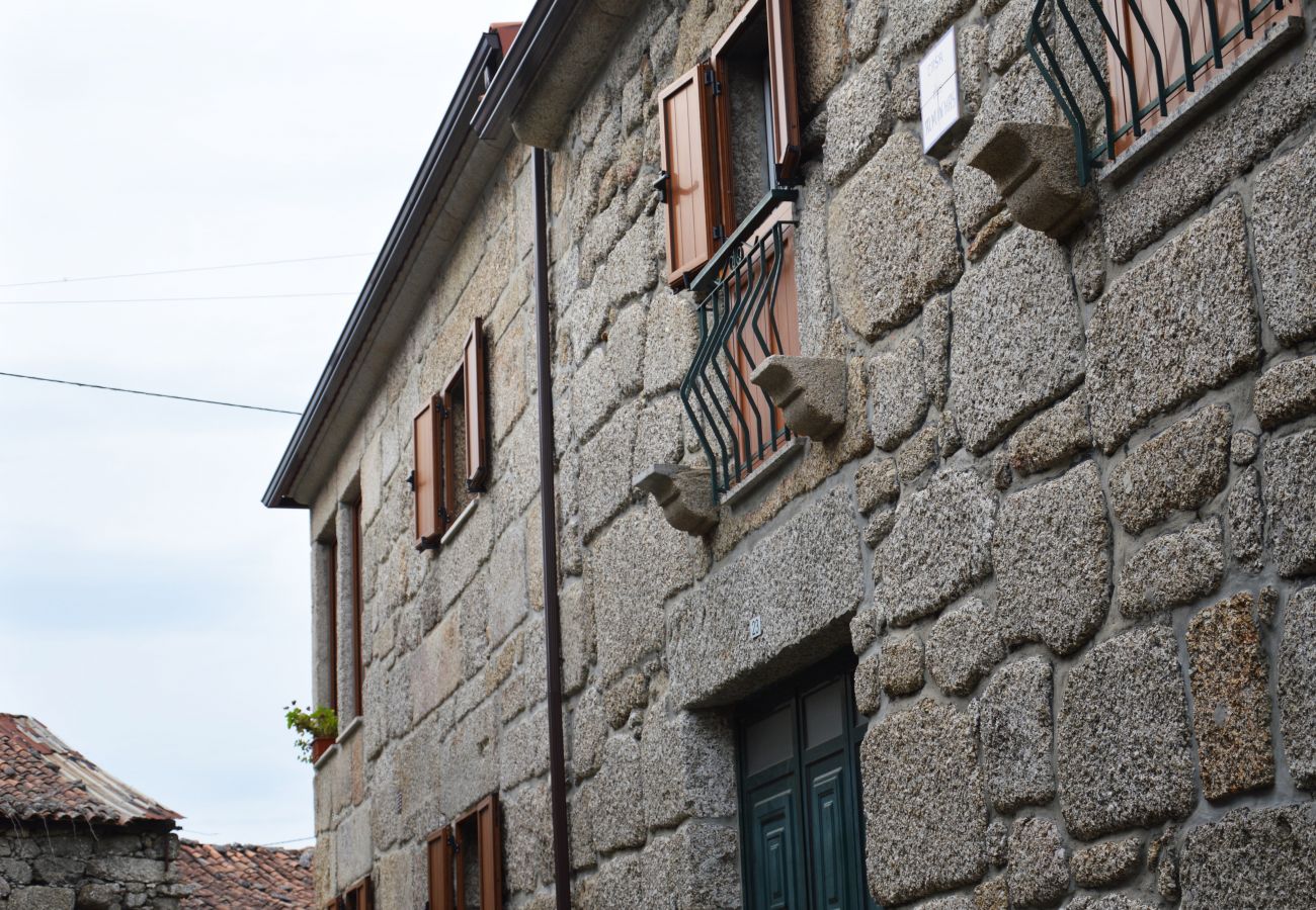 Maison à Gerês - Casa das Alminhas