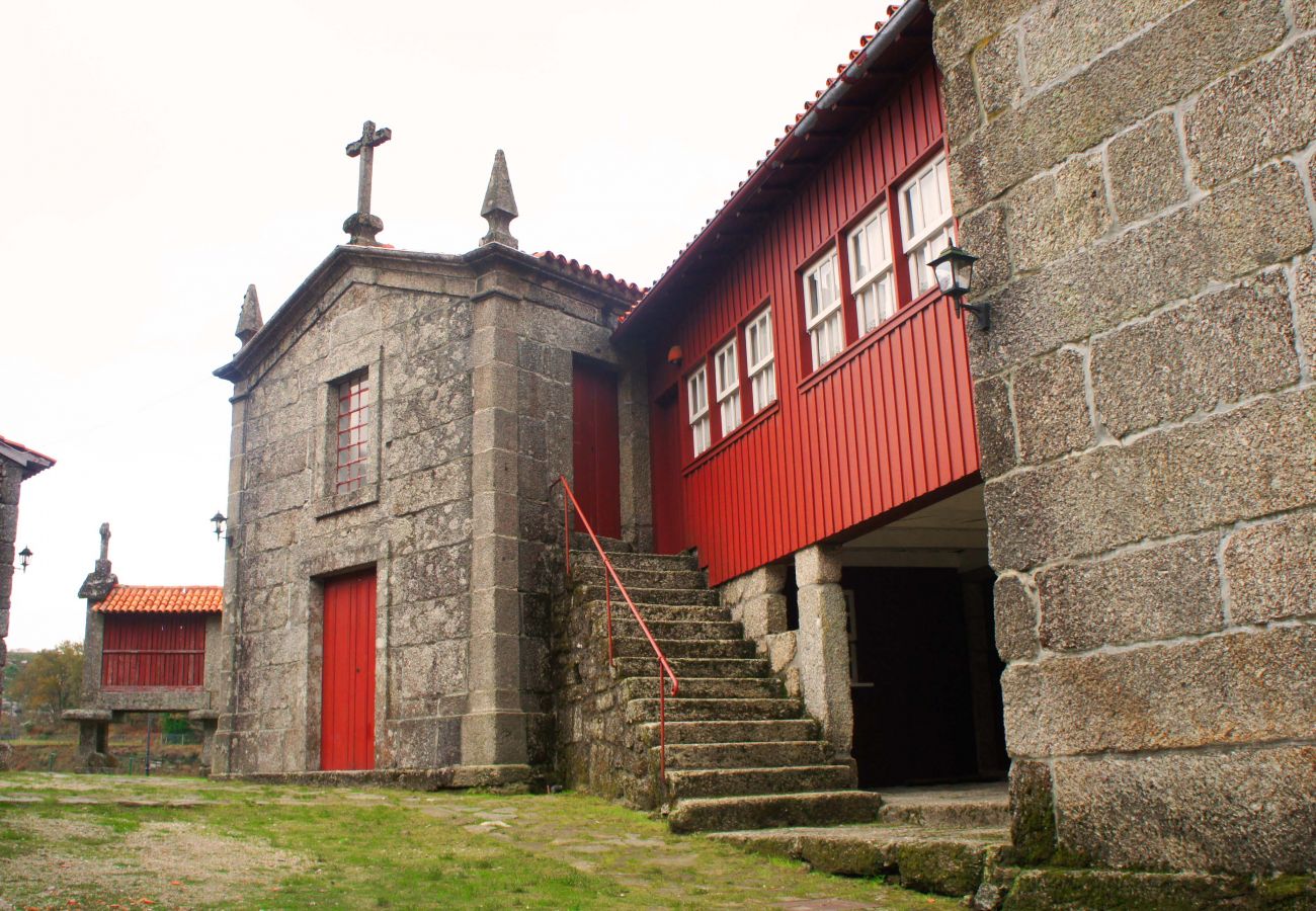 Gîte Rural à Gerês - Casa dos Bernardos T0