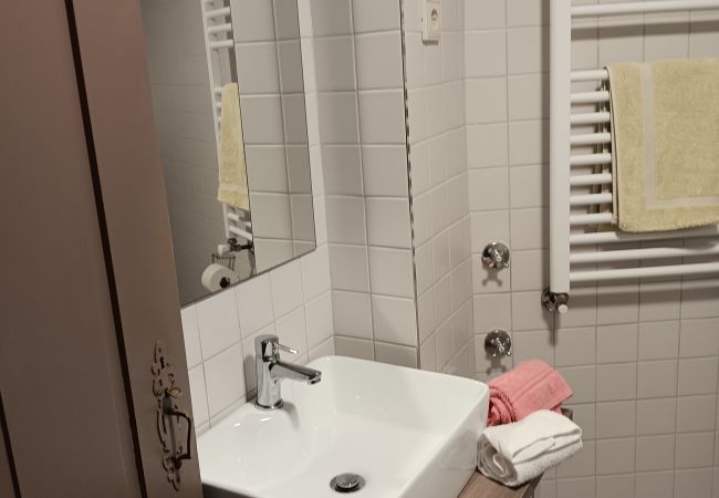 Gîte Rural à Gerês - Casa dos Bernardos T2 - Piso 1 Gîte Rural à Gerês - Casa dos Bernardos T2 - Piso 1