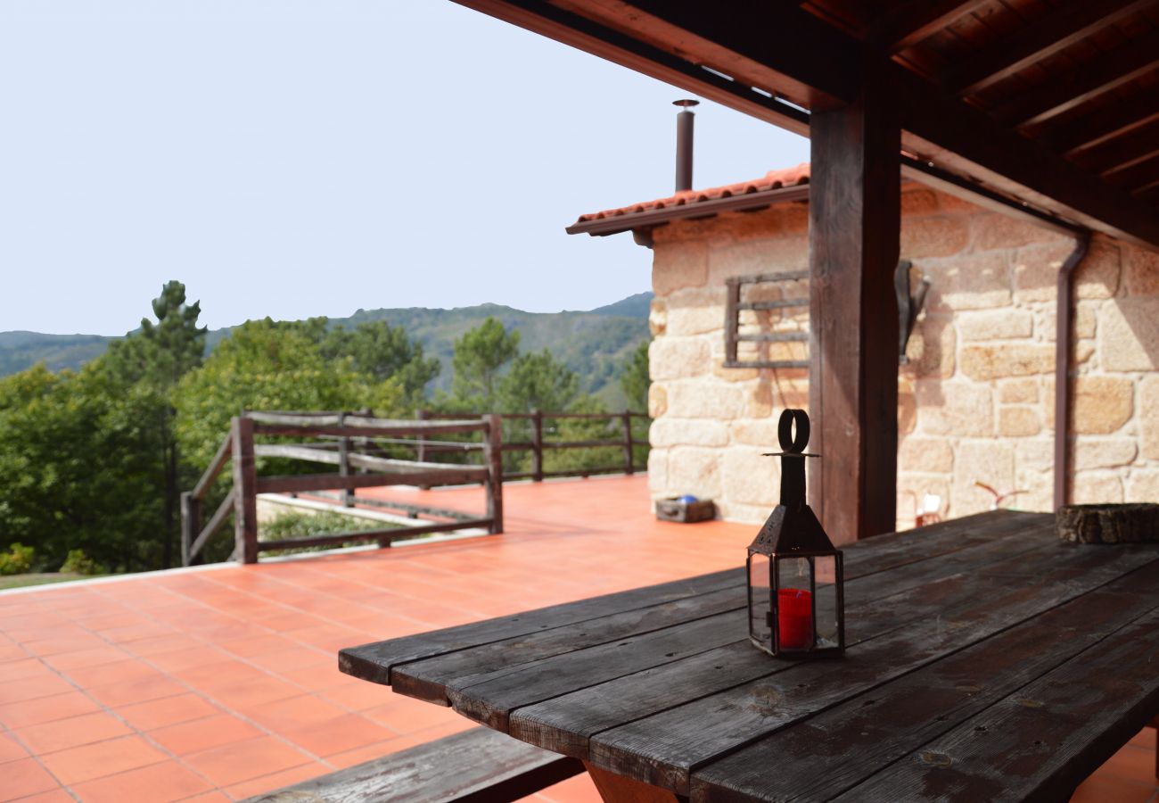 Gîte Rural à Gerês - Casa Vale das Mós