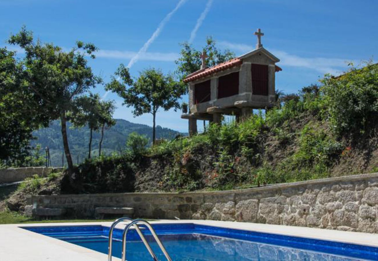 Chambres d'hôtes à Gerês - Quarto Duplo - Encostas da Torre