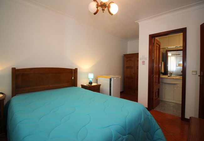 Chambres d'hôtes à Gerês - Quarto com banheira - Casa do Eido Chambres d'hôtes à Gerês - Quarto com banheira - Casa do Eido