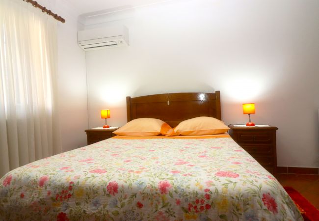 Chambres d'hôtes à Gerês - Quarto com banheira - Casa do Eido Chambres d'hôtes à Gerês - Quarto com banheira - Casa do Eido