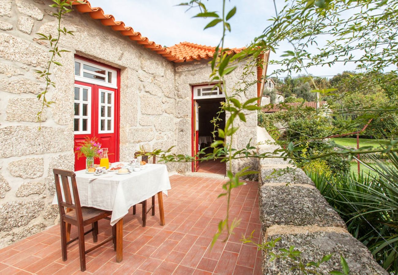 Chambres d'hôtes à Gerês - Quarto Duplo c/ Terraço - Casa do Eido Sustainable