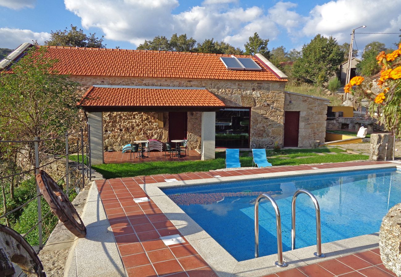 Gîte Rural à Montalegre - Casa Entre-Palheiros