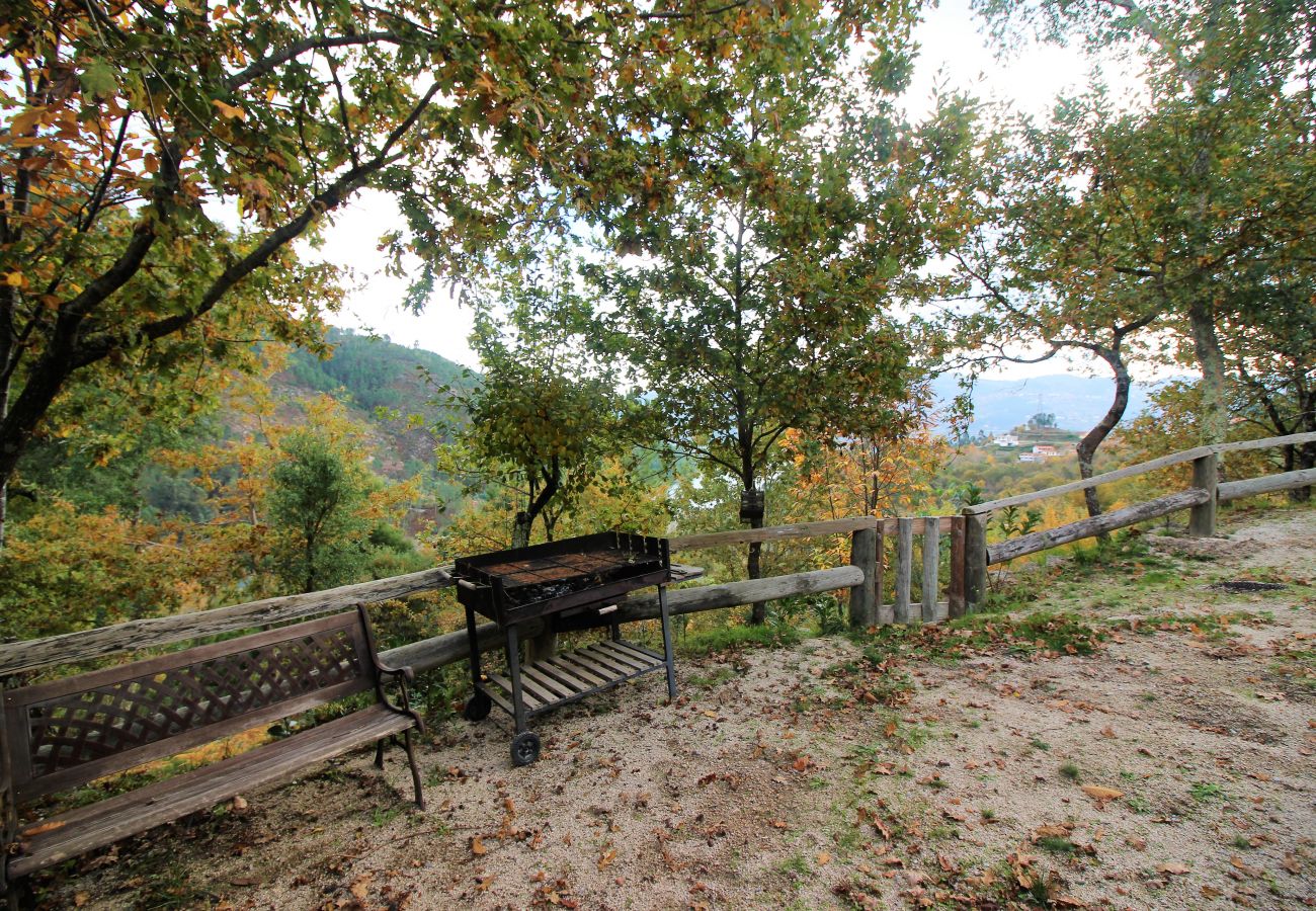 Bungalow à Gerês - Cabana T2 da Carvalha