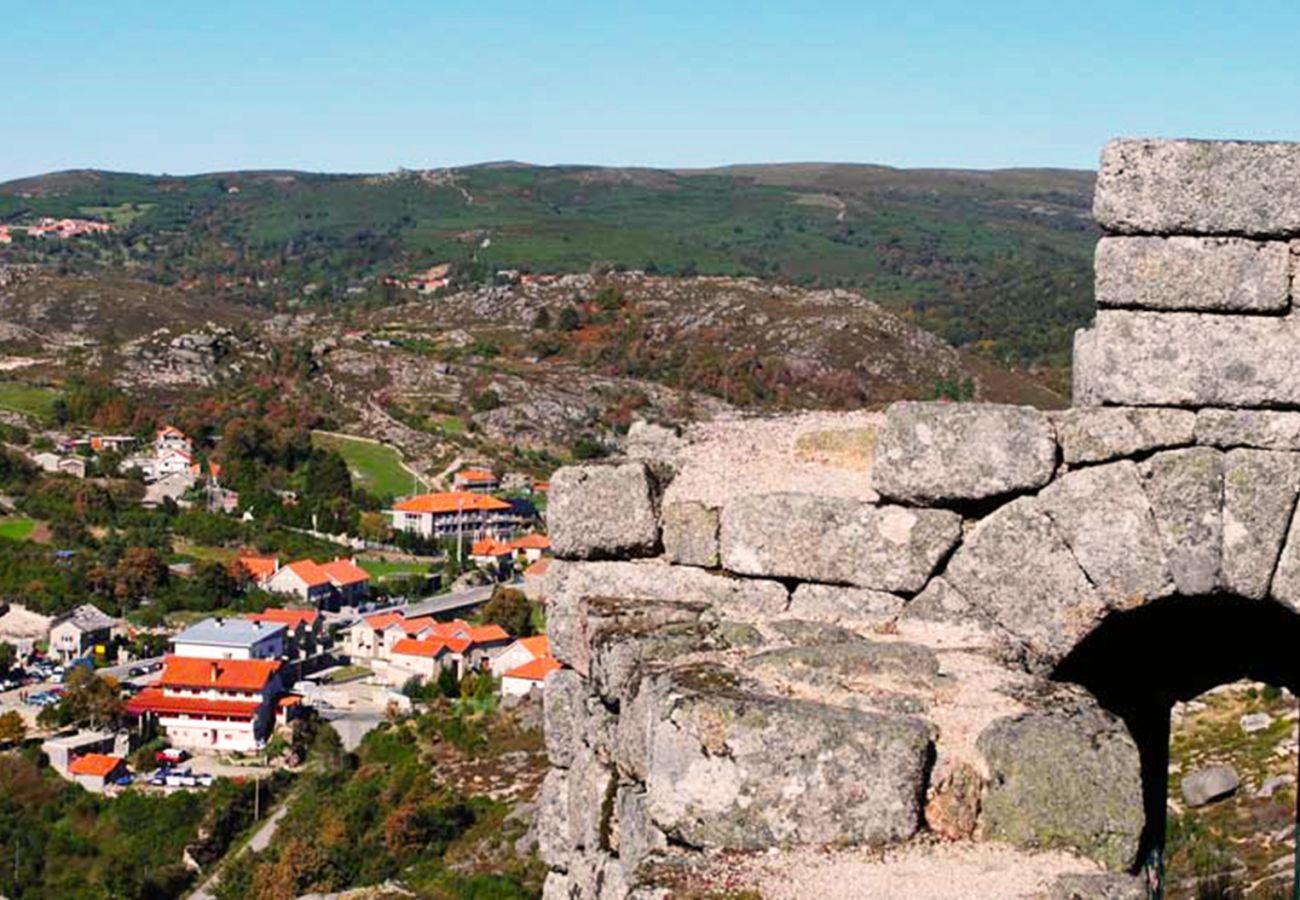 Chambres d'hôtes à Castro Laboreiro - Quarto - Miradouro do Castelo