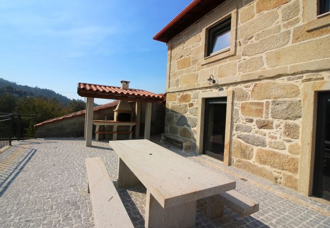 Maison à Terras de Bouro - Casa Alçino - Turismo Rural Peixoto Maison à Terras de Bouro - Casa Alçino - Turismo Rural Peixoto