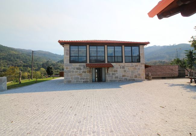 Maison à Terras de Bouro - Casa Alçino - Turismo Rural Peixoto Maison à Terras de Bouro - Casa Alçino - Turismo Rural Peixoto