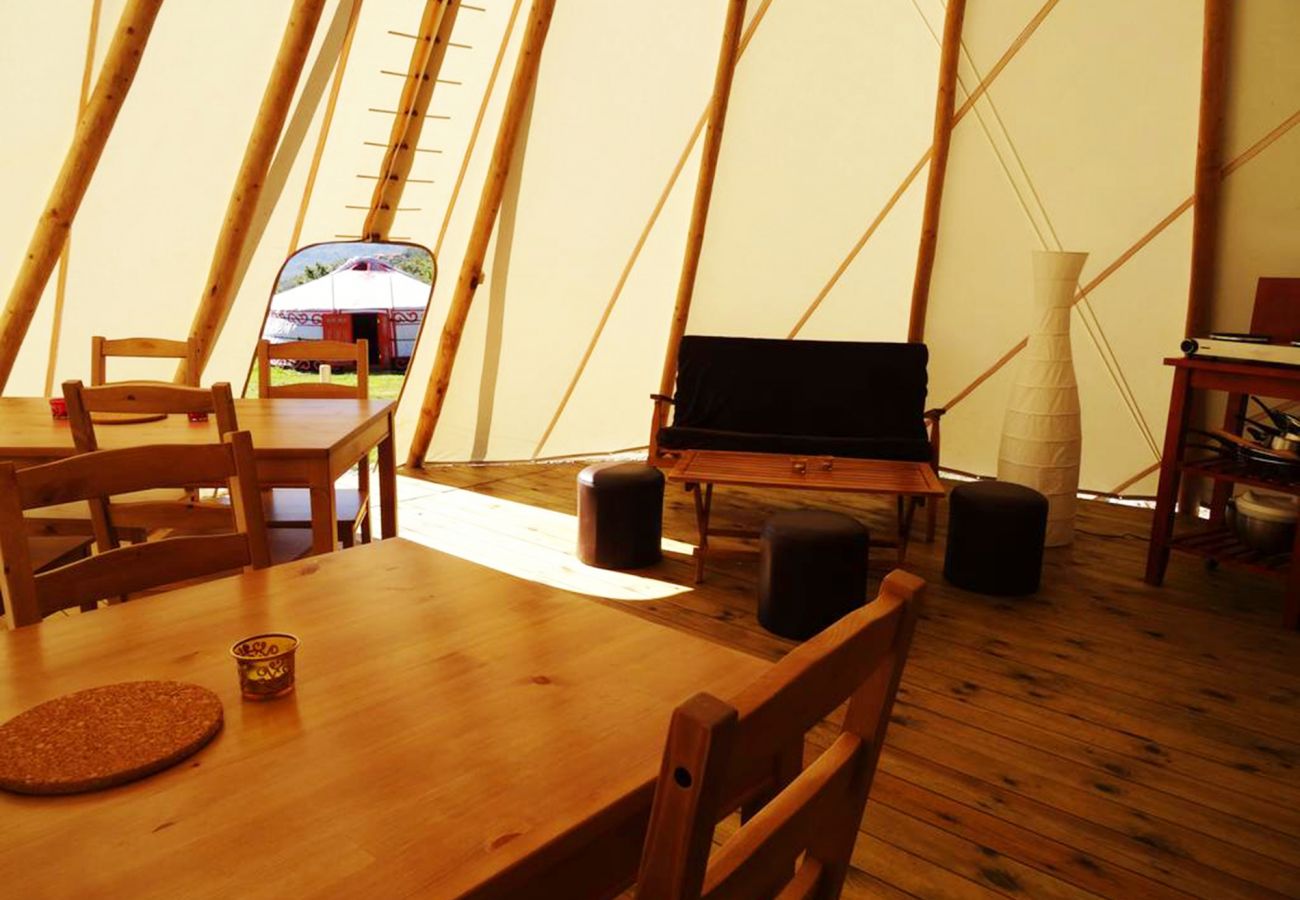 Bungalow à Montalegre - Yurt da Mongólia - Nomad Planet