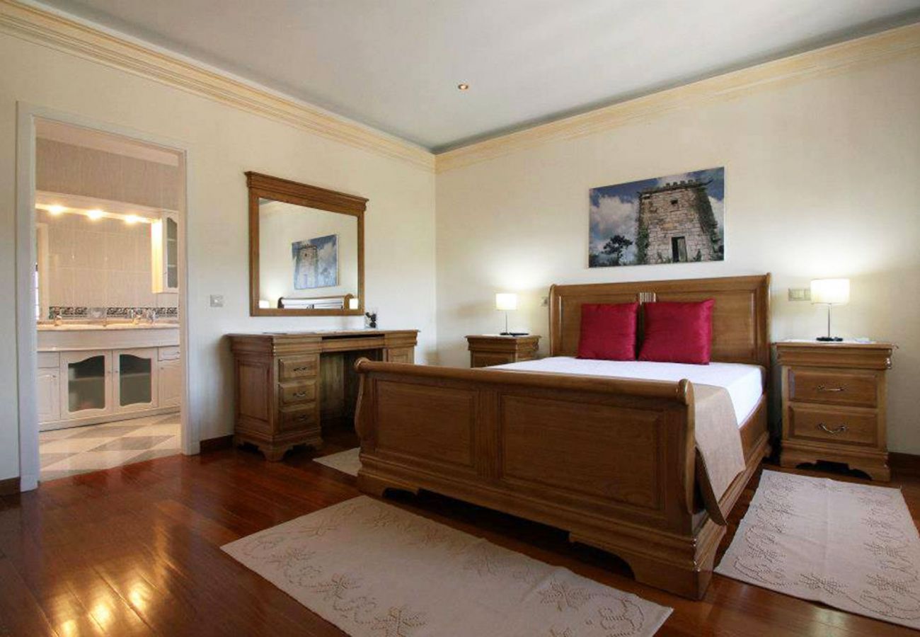 Chambres d'hôtes à Póvoa de Lanhoso - Quarto Superior com Hidromassagem - Quinta do Rego