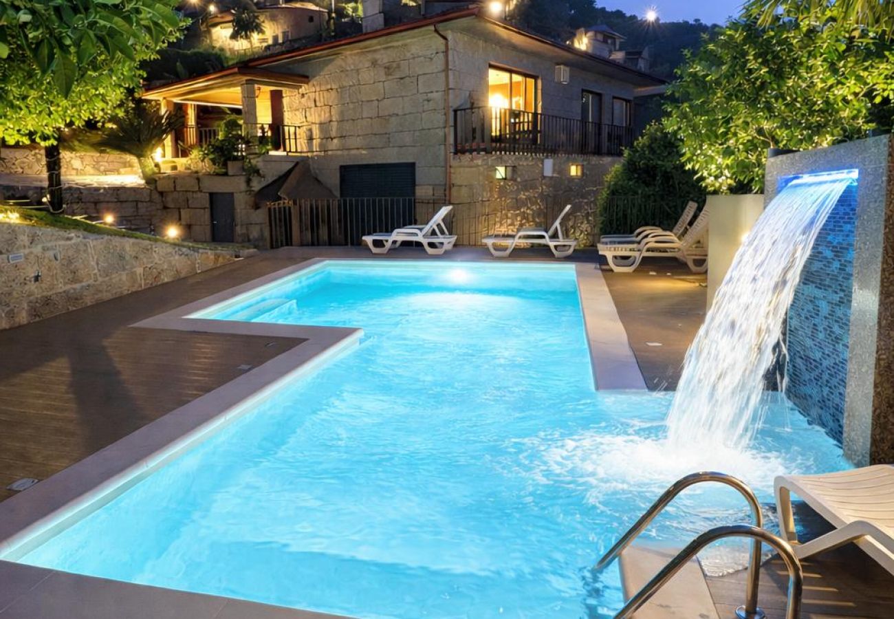 Maison à Gerês - Casa do Fijogo