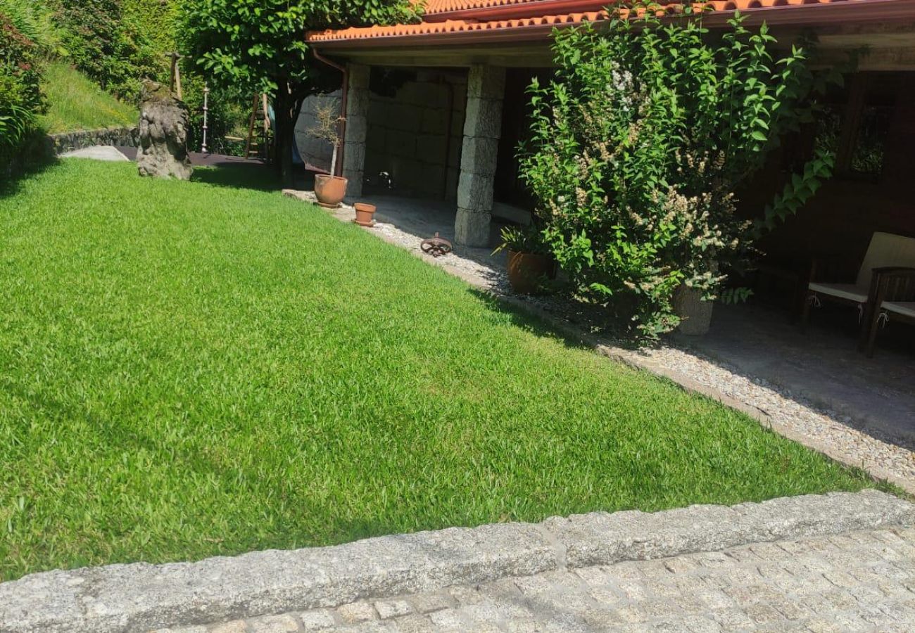 Maison à Gerês - Casa do Fijogo