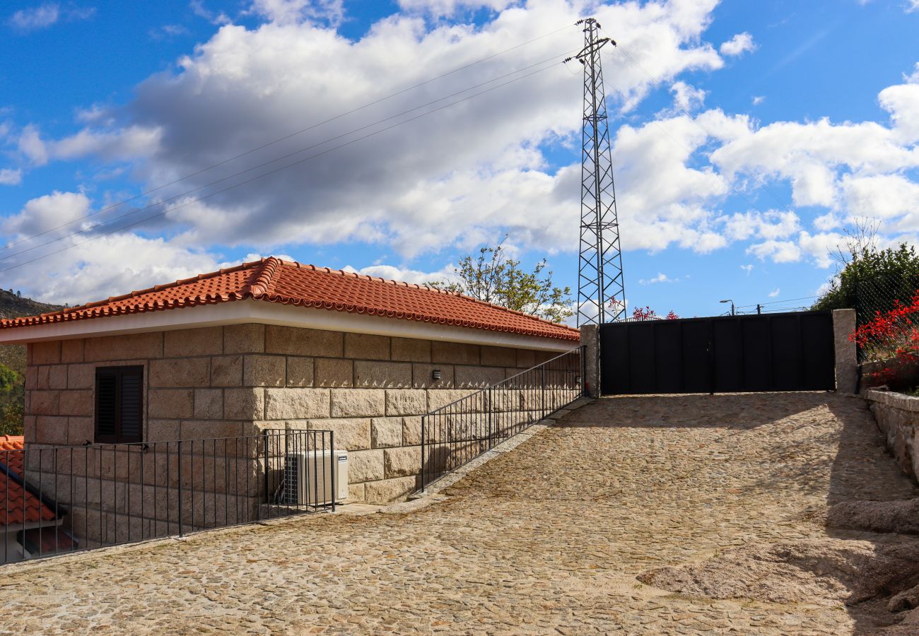 Gîte Rural à Campo do Gerês - Casa Fraga do Suadouro II