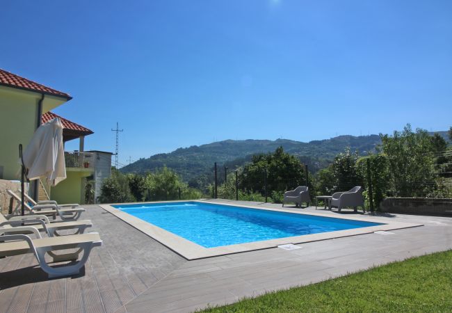 Maison à Gerês - Casa dos Henriques