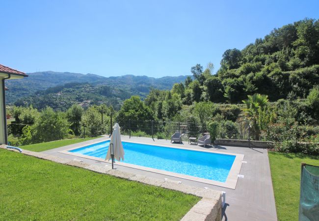 Maison à Gerês - Casa dos Henriques