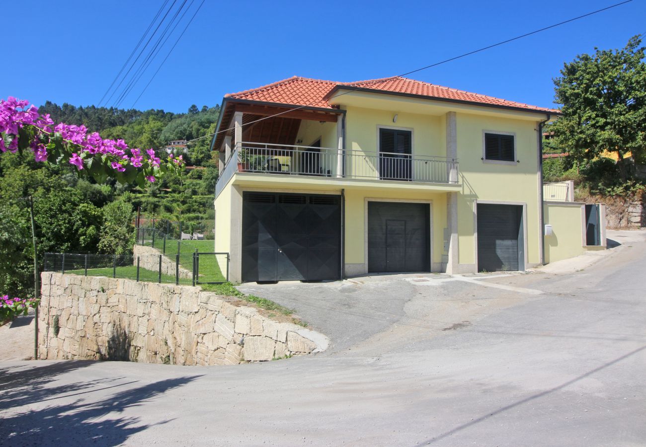 Maison à Gerês - Casa dos Henriques