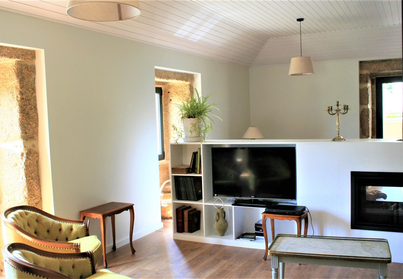 Chambres d'hôtes à Vila Verde - Master Suite c/ Jardim (nº4)- Quinta da Roda