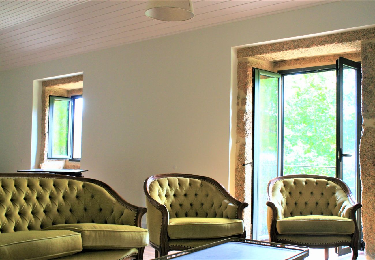 Chambres d'hôtes à Vila Verde - Master Suite c/ Jardim (nº4)- Quinta da Roda