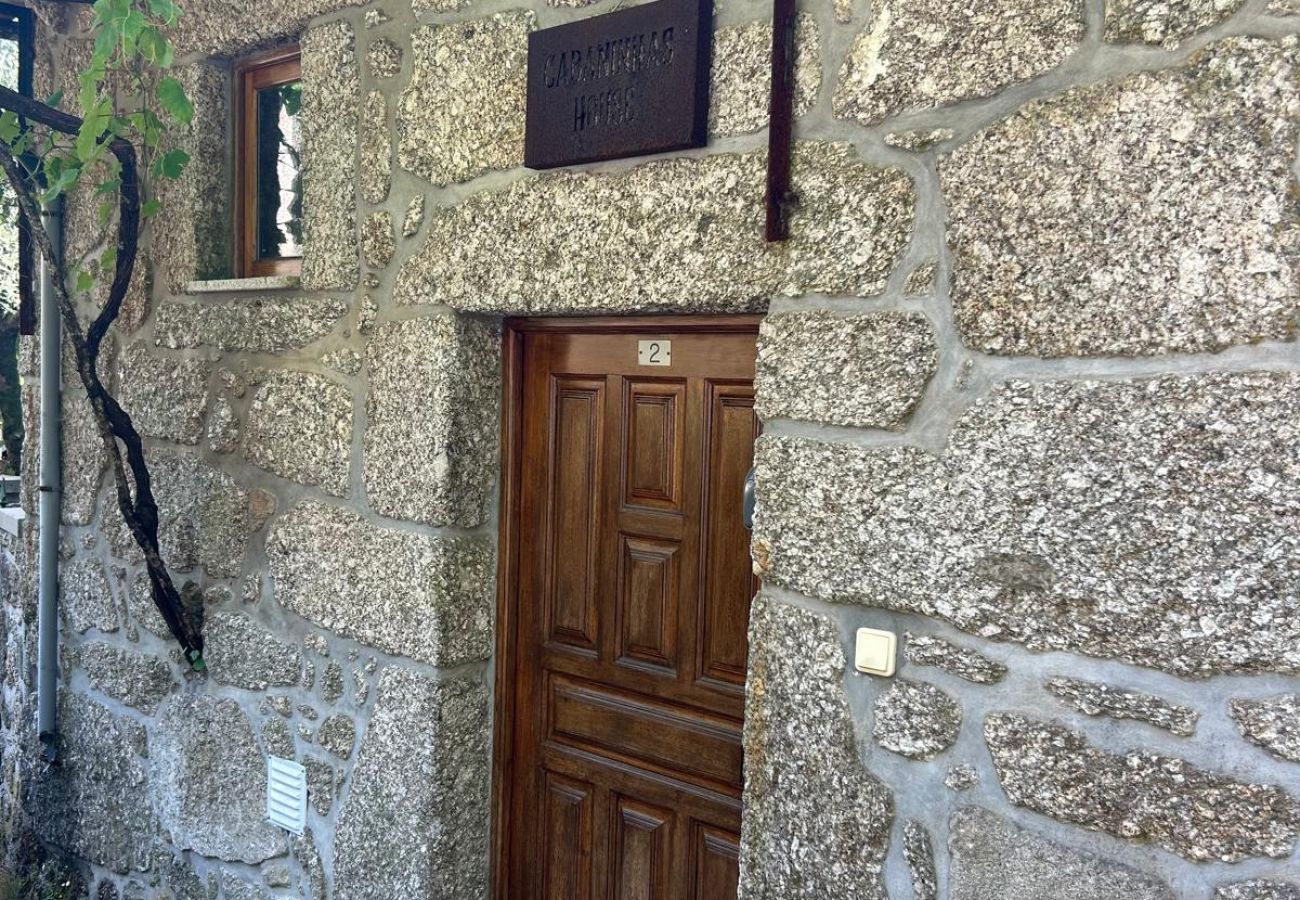 Gîte Rural à Terras de Bouro - Cabaninhas House