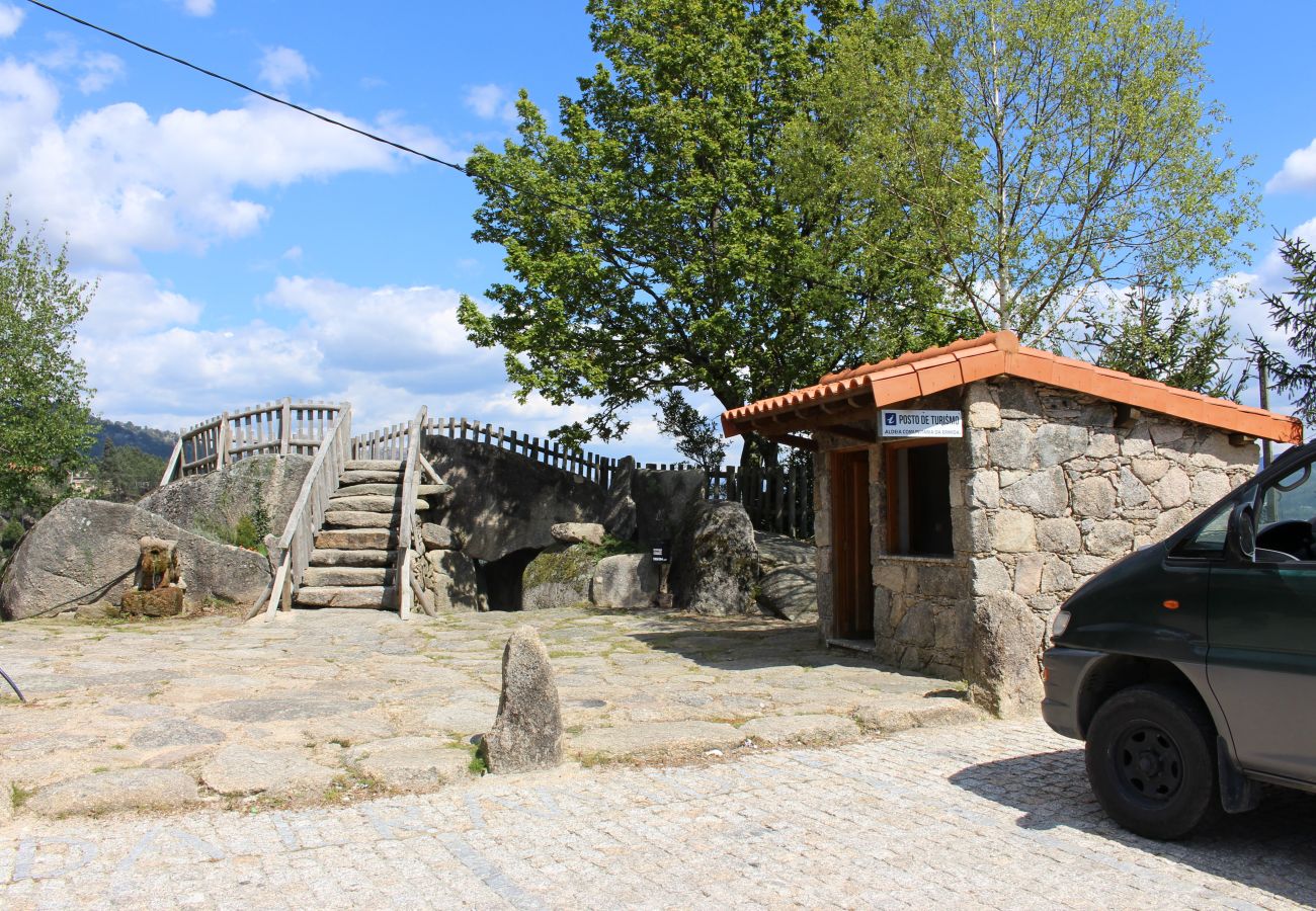 Maison à Gerês - Casa do Criado