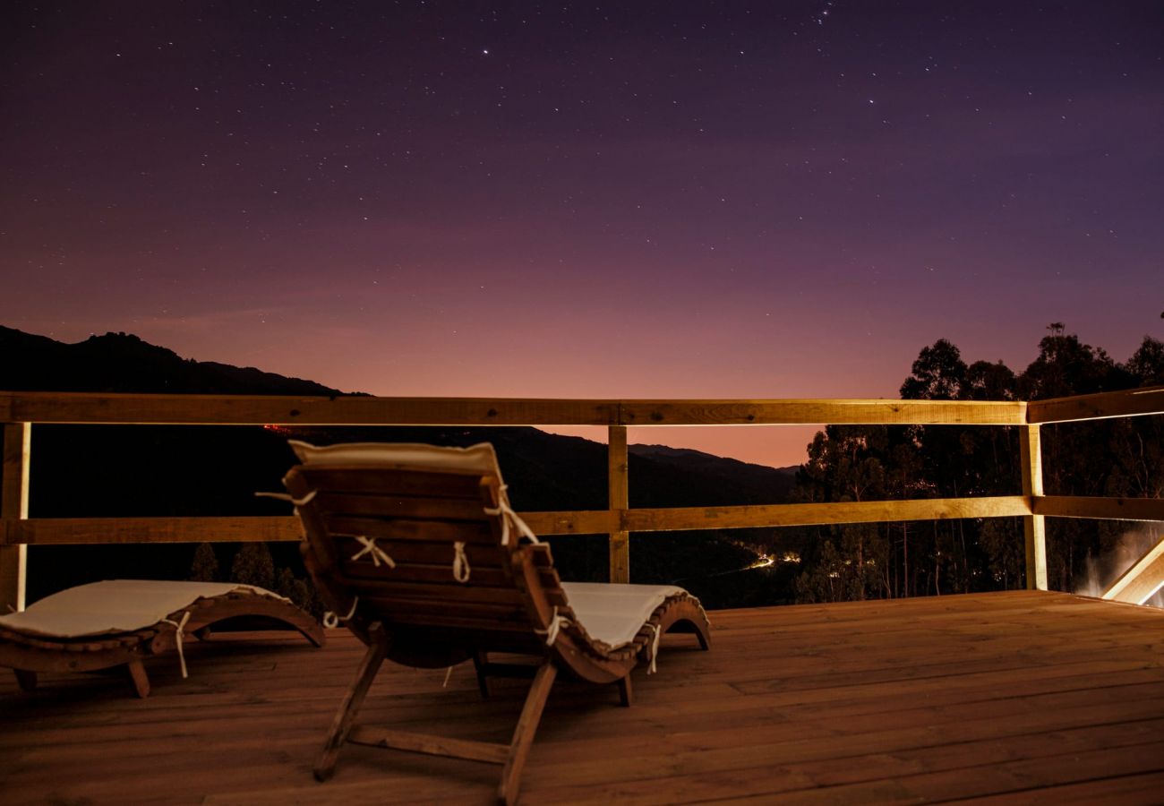 Bungalow à Terras de Bouro - Bungalow Panorâmico Carvalheira CountryHouse Gerês