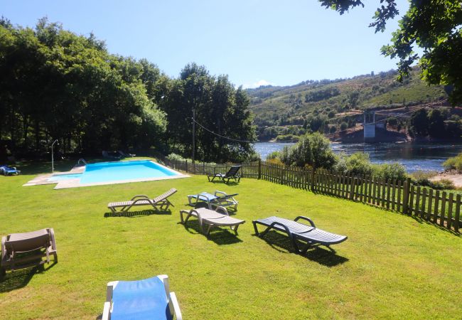 Gîte Rural à Montalegre - Casa de Padrões