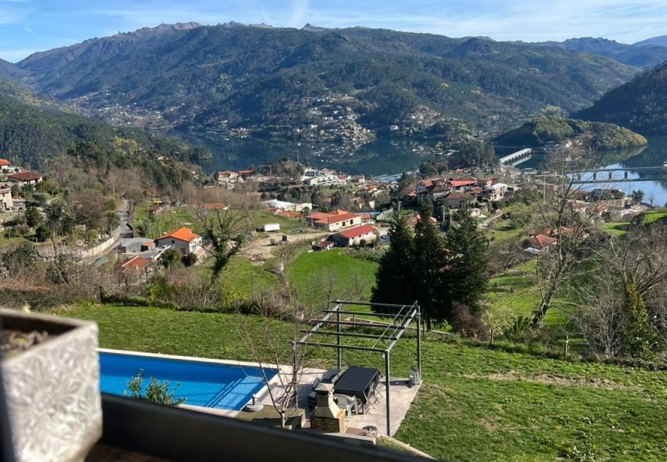 Gîte Rural à Gerês - Assossego House - Gerês