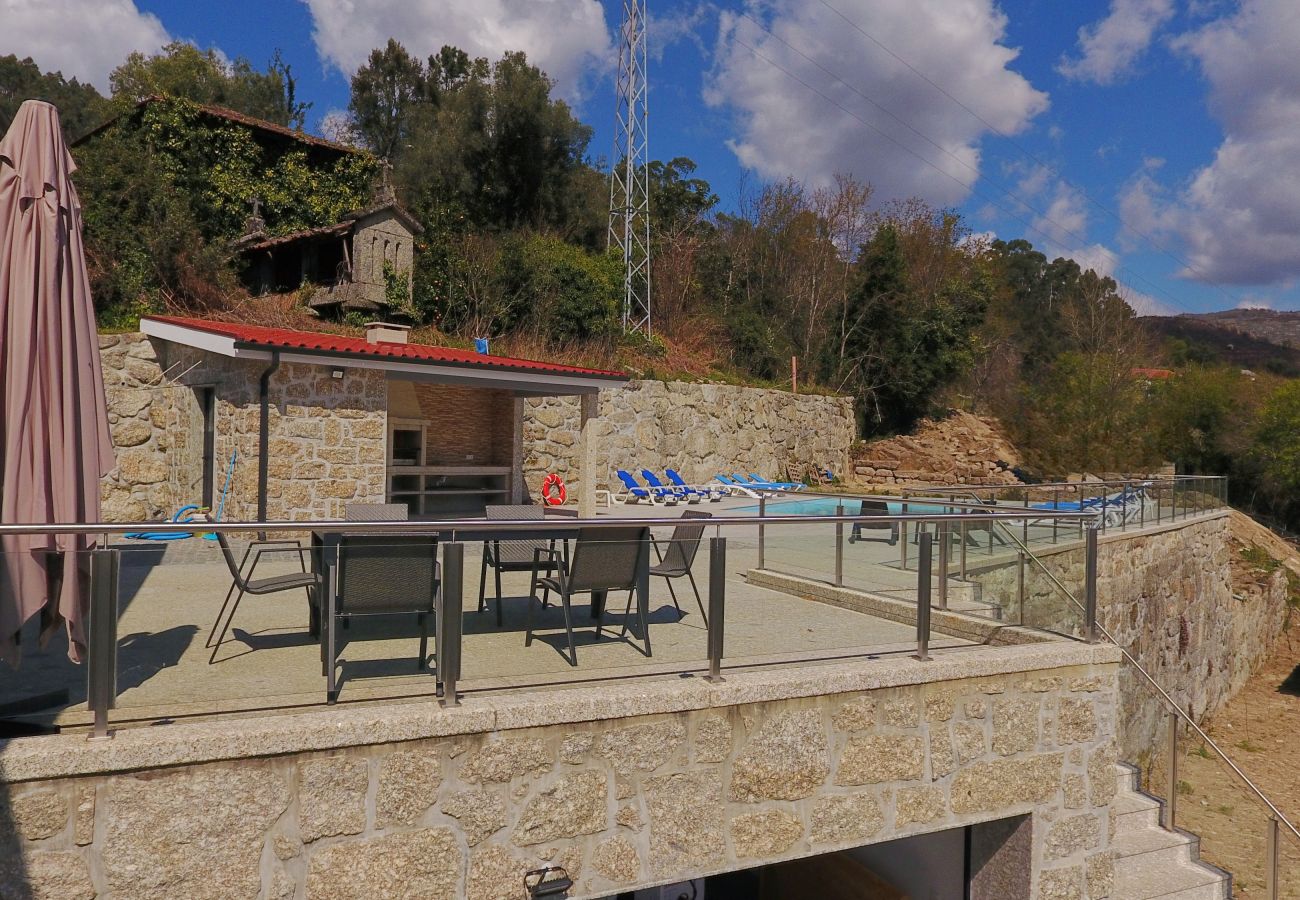 Gîte Rural à Gerês - Villa Bela Vista By Gerês Casas