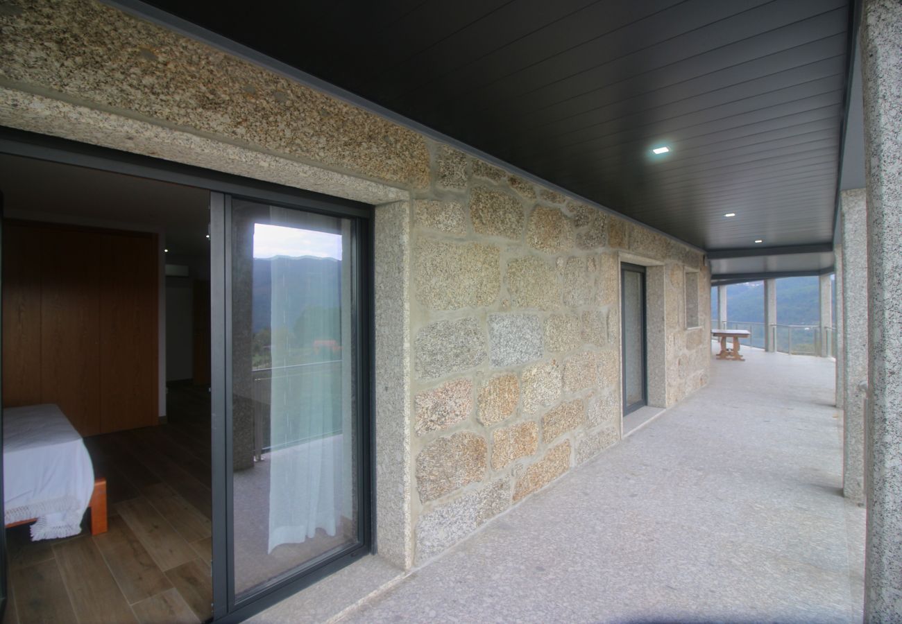 Gîte Rural à Gerês - Villa Bela Vista By Gerês Casas