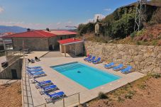 Gîte Rural à Gerês - Villa Bela Vista By Gerês Casas