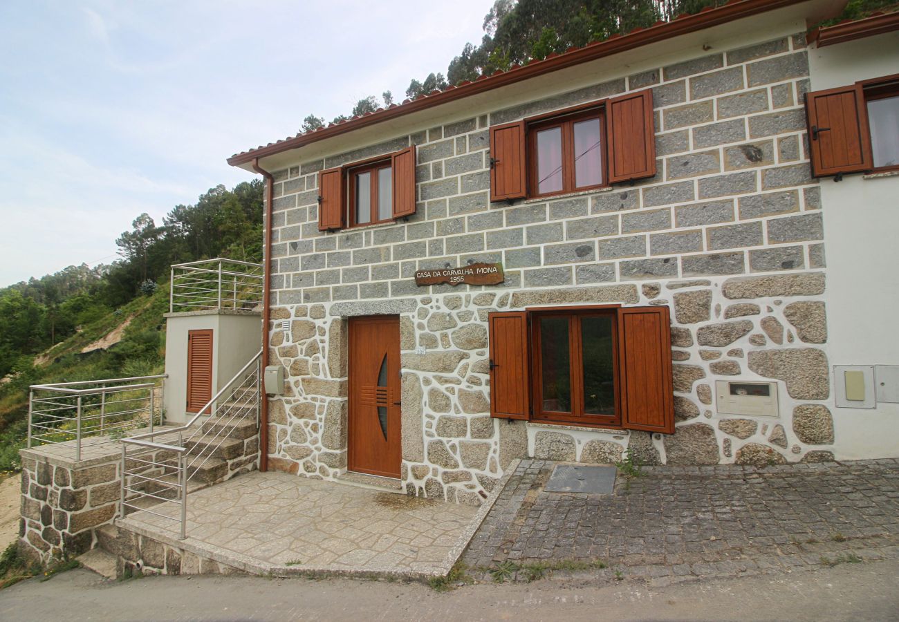 Gîte Rural à Gerês - Casa da Carvalha Mona