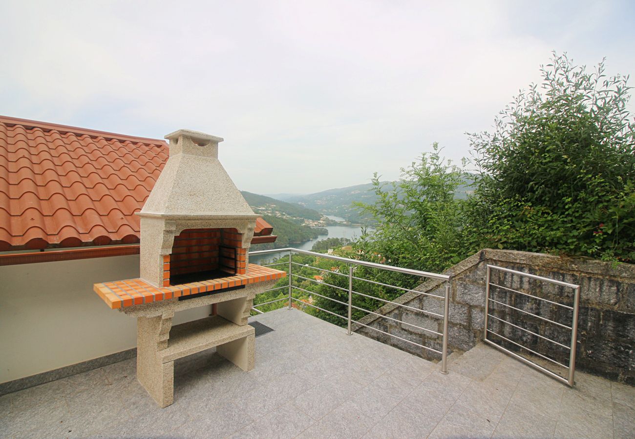 Gîte Rural à Gerês - Casa da Carvalha Mona