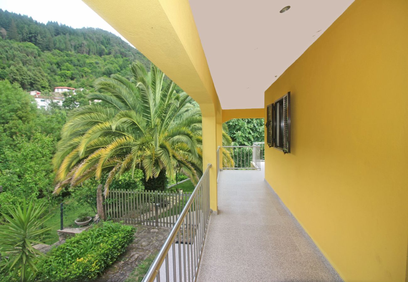 Maison à Gerês - Casas da Paz T3