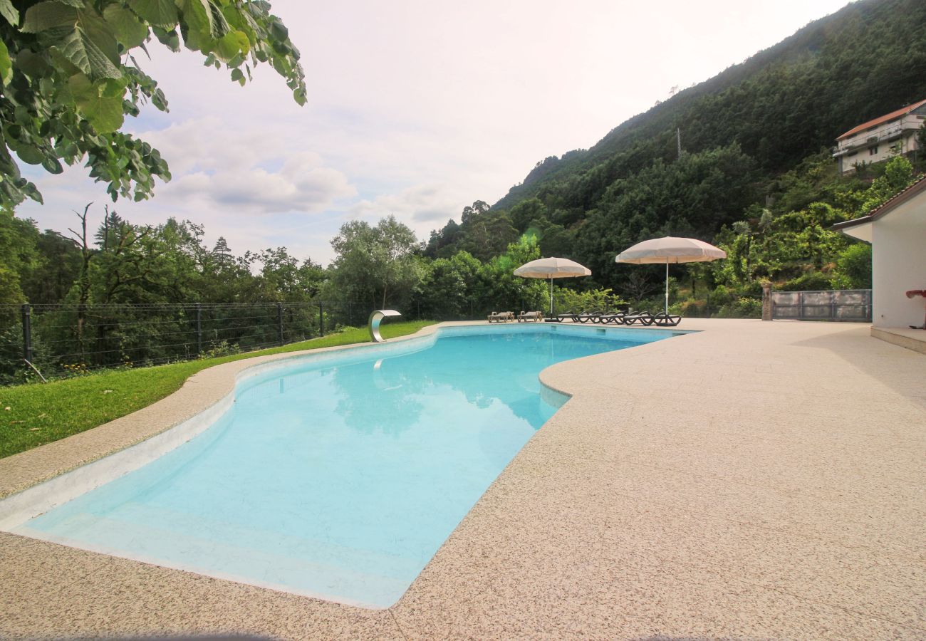 Maison à Gerês - Casas da Paz T2
