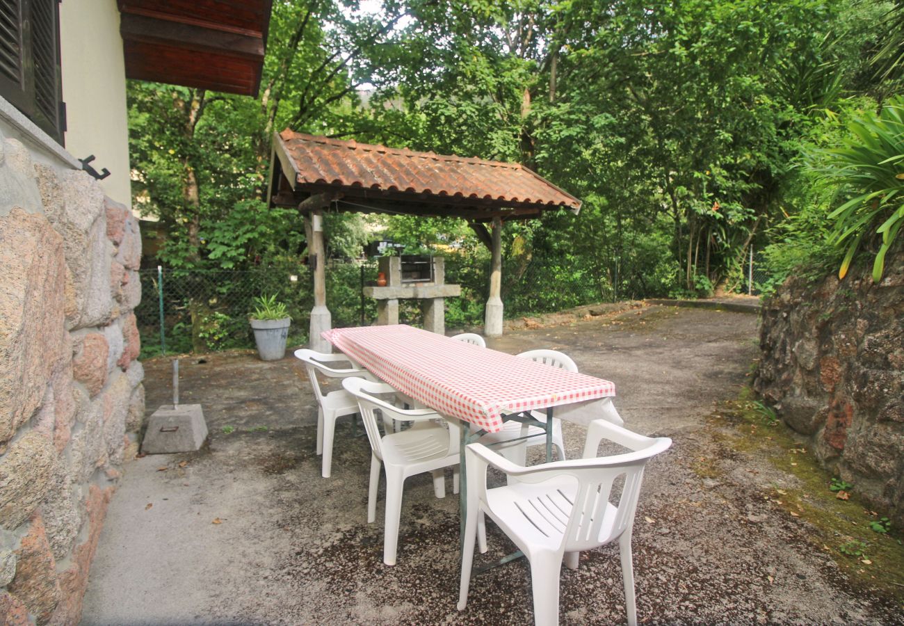 Maison à Gerês - Casas da Paz T2