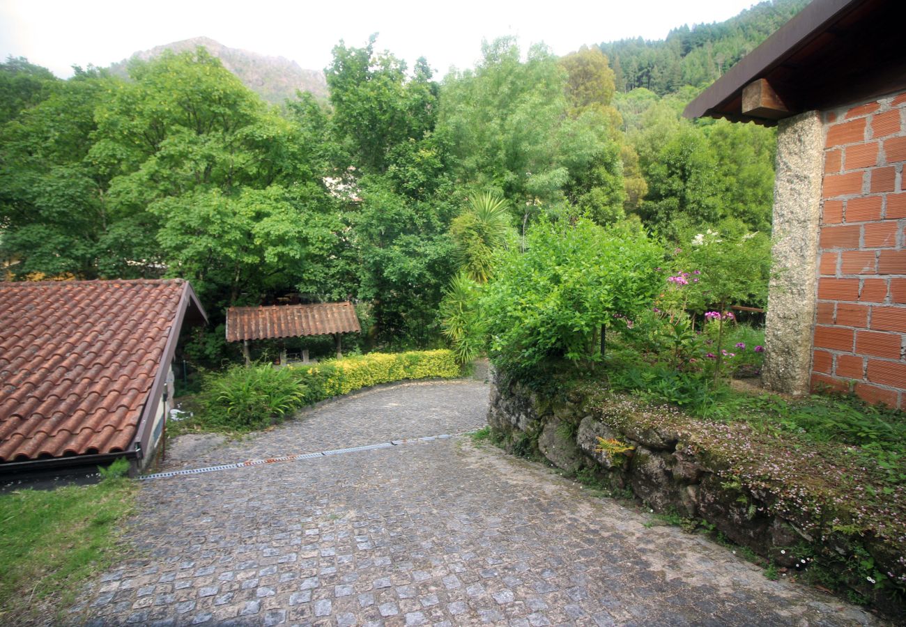 Maison à Gerês - Casas da Paz T2