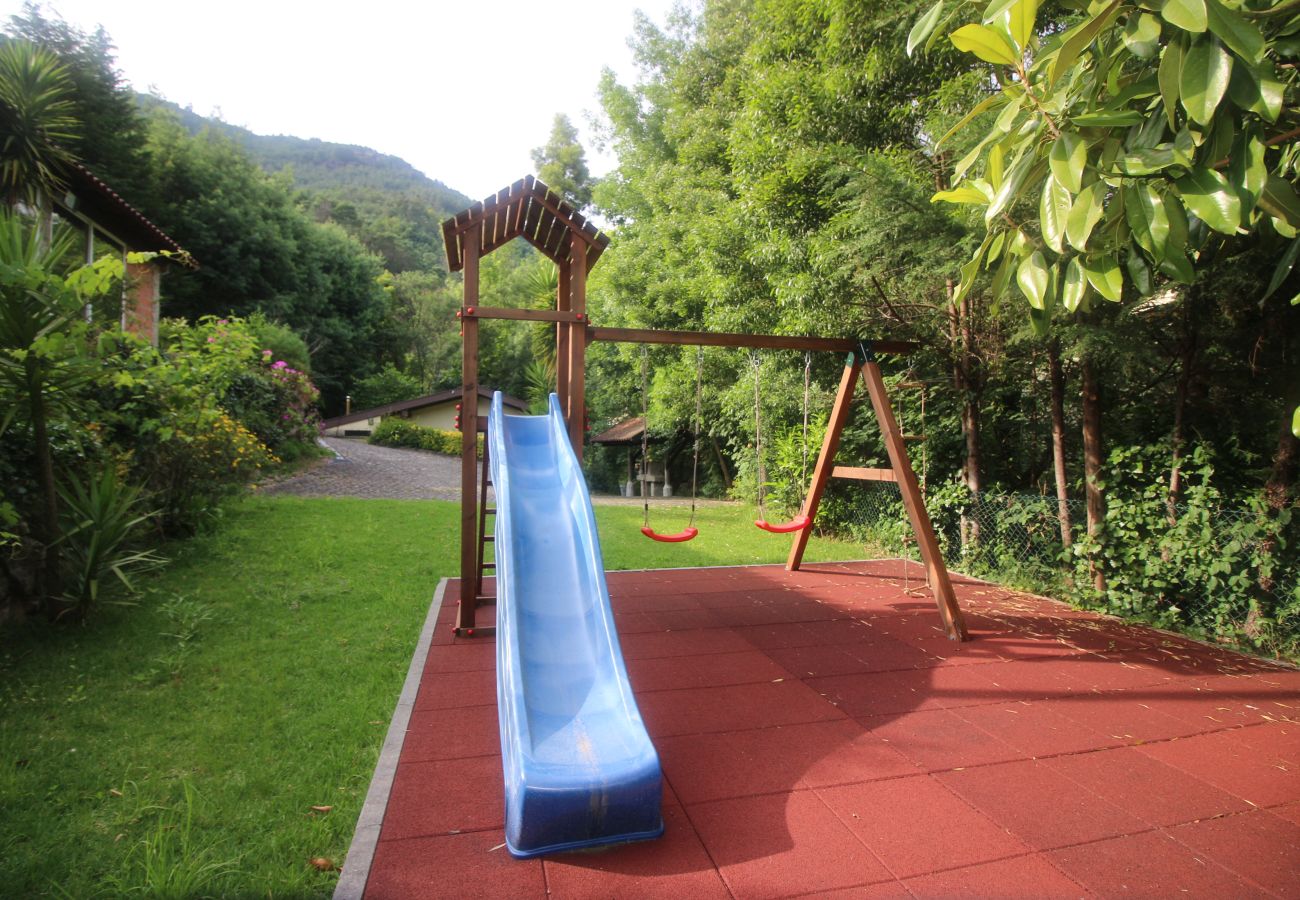 Maison à Gerês - Casas da Paz T2