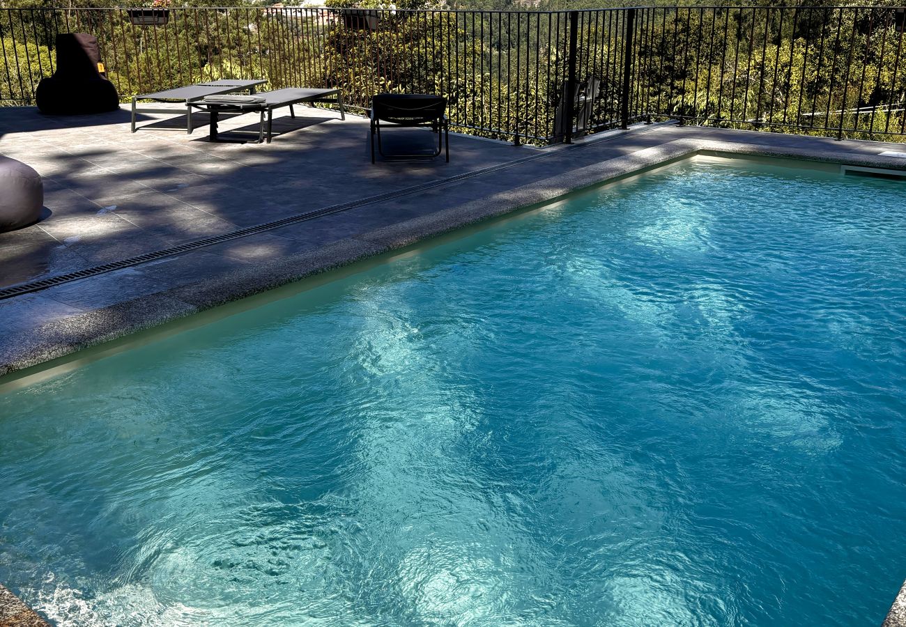 Chambres d'hôtes à Terras de Bouro - Quinta de Grovelas - Quarto Duplo Deluxe