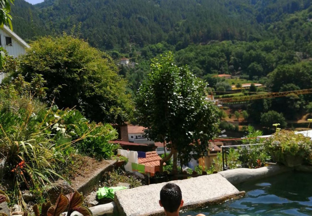 Gîte Rural à Gerês - Tea House Gerês