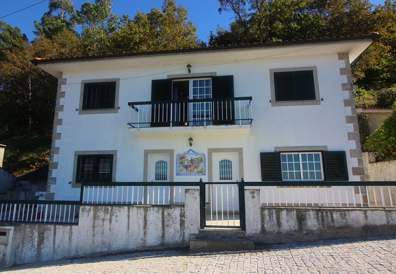Gîte Rural à Terras de Bouro - Casa do Aboim